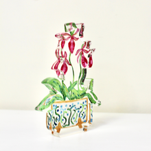 Load image into Gallery viewer, Freestanding acrylic block featuring original ladyslipper floral artwork with layered painterly textures and soft colors.
Elegant floral acrylic block décor with a pink ladyslipper bloom designed for bookshelves, desks, and coffee tables.
