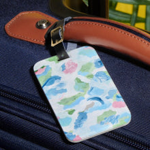 Load image into Gallery viewer, Travel gift for women featuring a colorful luggage tag with playful abstract art and modern feminine style.
