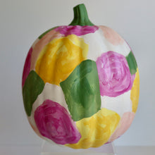 Load image into Gallery viewer, Medium Garden Pumpkin
